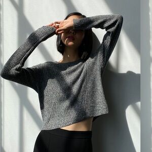 Aritzia Babaton Nathaniel Gray Cropped Ribbed Sweater